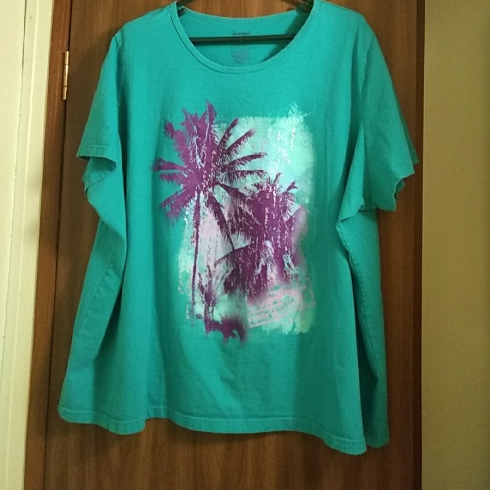 3x graphic t-shirt